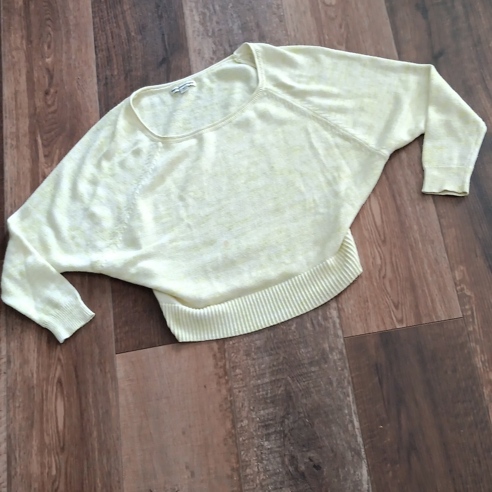 American‎ Eagle sweater